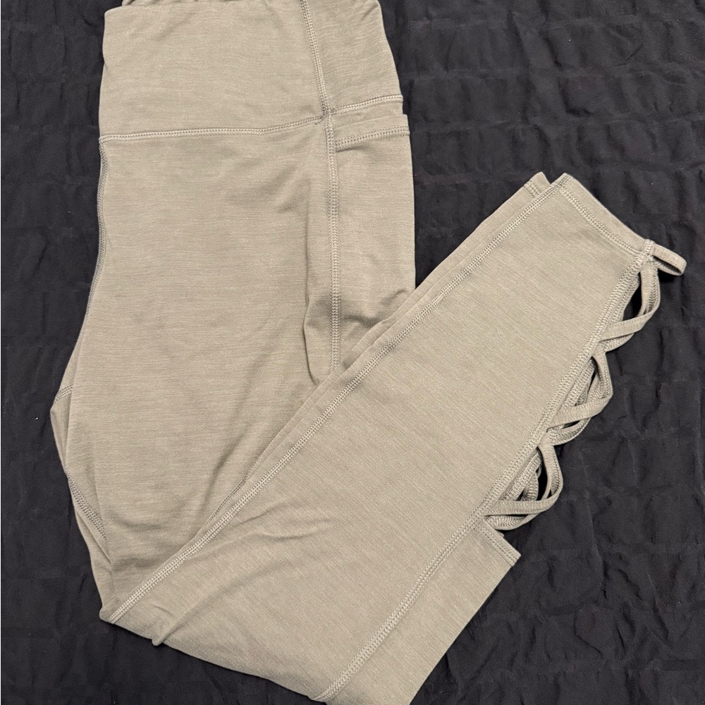 Torrid Active Wear (2 sports bras, 3 leggings, 2 bike shorts) - Picture 10 of 11